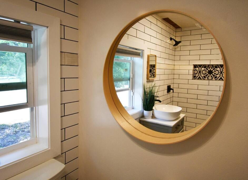 Shares View Luxury Apt Rockledge Exterior photo